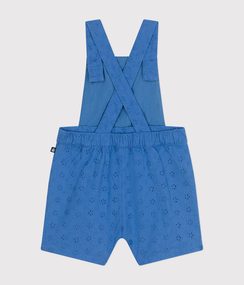 Salopette courte en broderie anglaise bébé